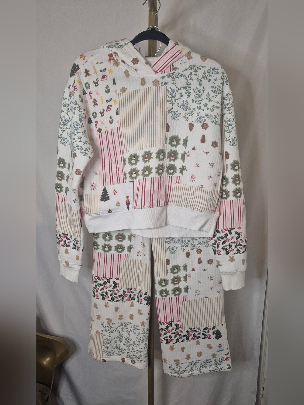 AS RIVAL Patchwork Holiday Athleisure Set - SZ S NWT By ALTR'D STATE
